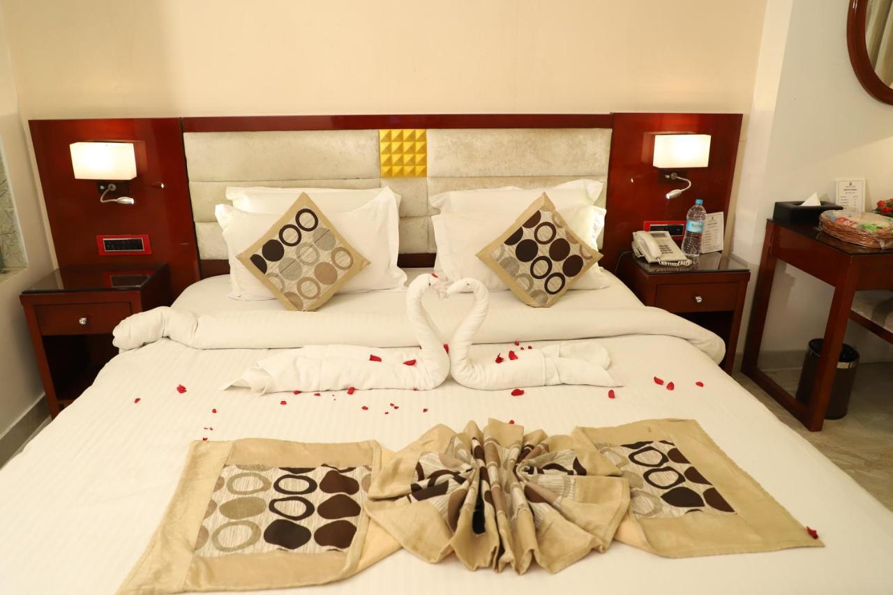Republic Hotel باتنا المظهر الخارجي الصورة