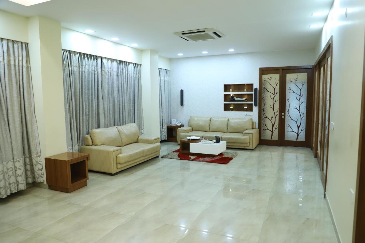 Republic Hotel باتنا المظهر الخارجي الصورة