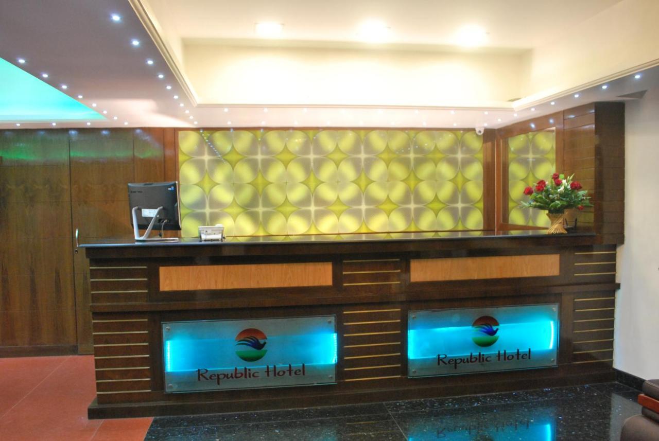 Republic Hotel باتنا المظهر الخارجي الصورة