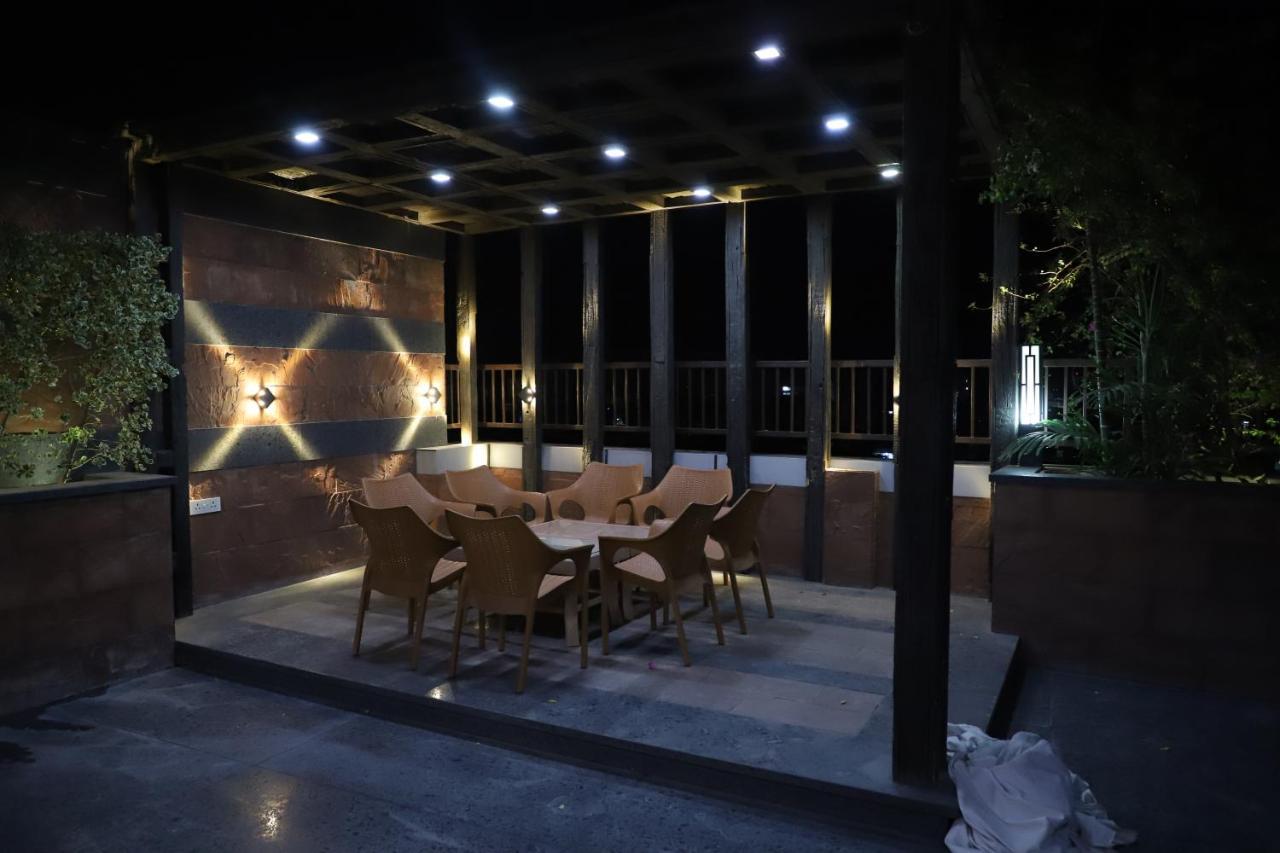Republic Hotel باتنا المظهر الخارجي الصورة