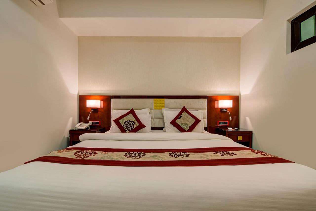 Republic Hotel باتنا المظهر الخارجي الصورة